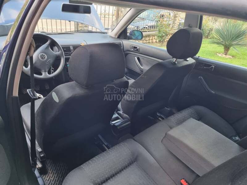 Volkswagen Golf 4 1.6