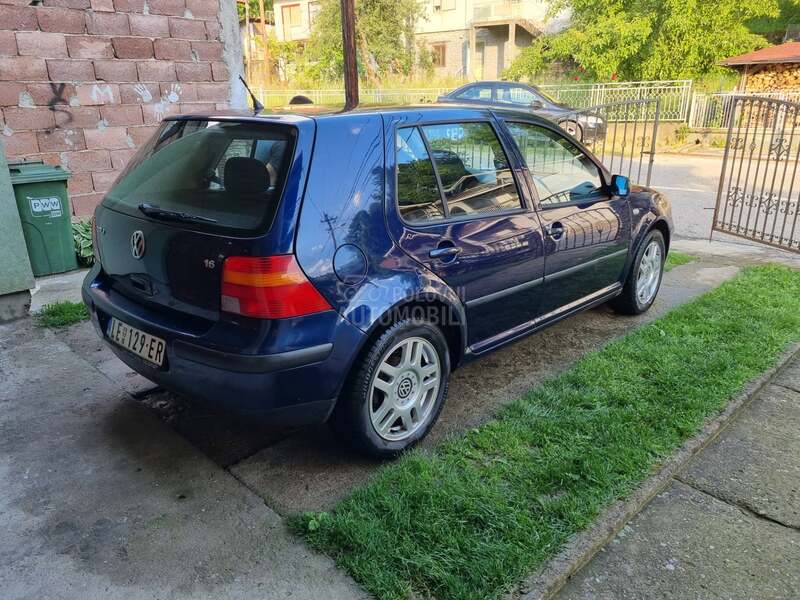 Volkswagen Golf 4 1.6