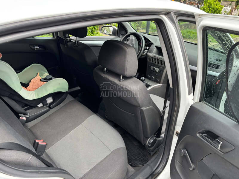 Opel Astra H 1.7 CDTi