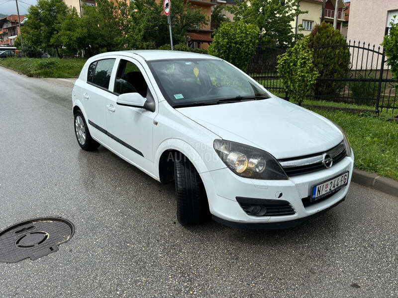 Opel Astra H 1.7 CDTi