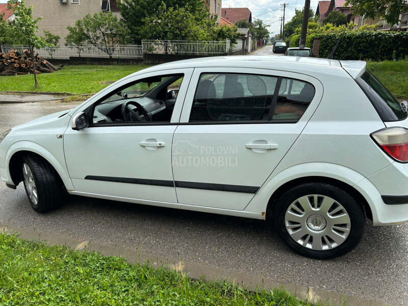Opel Astra H 1.7 CDTi