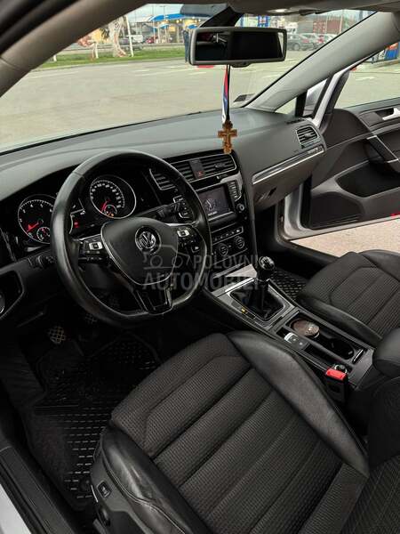 Volkswagen Golf 7 
