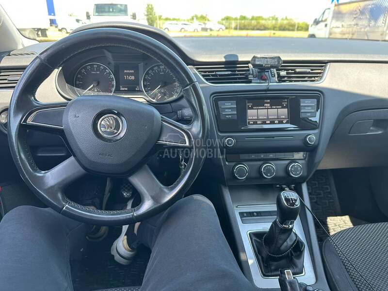 Škoda Octavia 1.6 TDI CR AMBITION