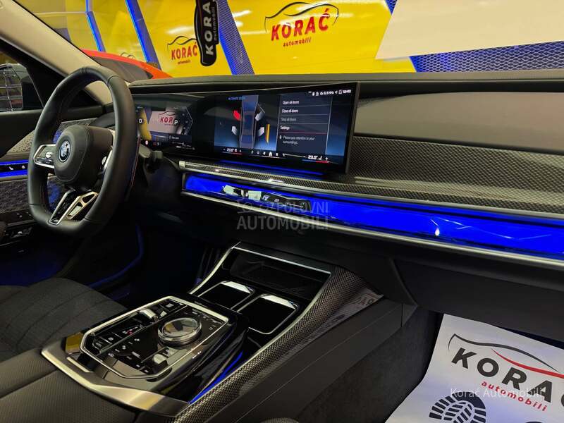 BMW M760e GRAN LUSSO TV SKYL