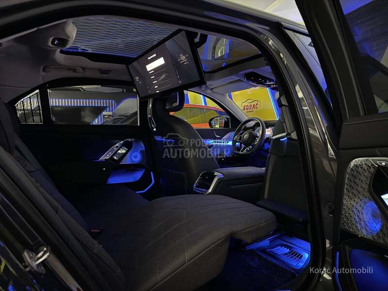 BMW M760e GRAN LUSSO TV SKYL
