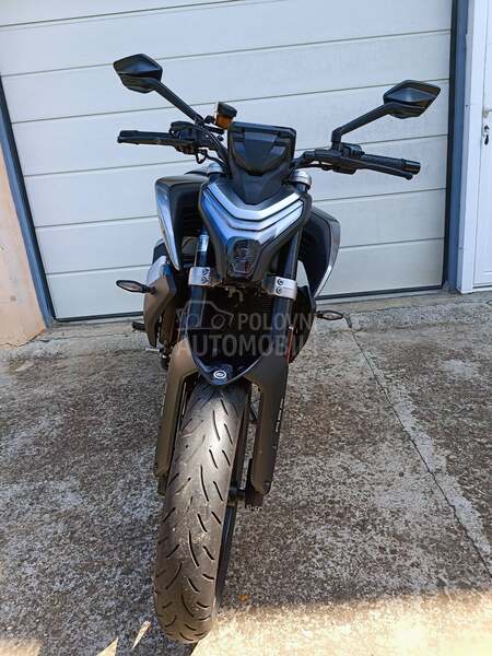 CFMOTO 450NK A2