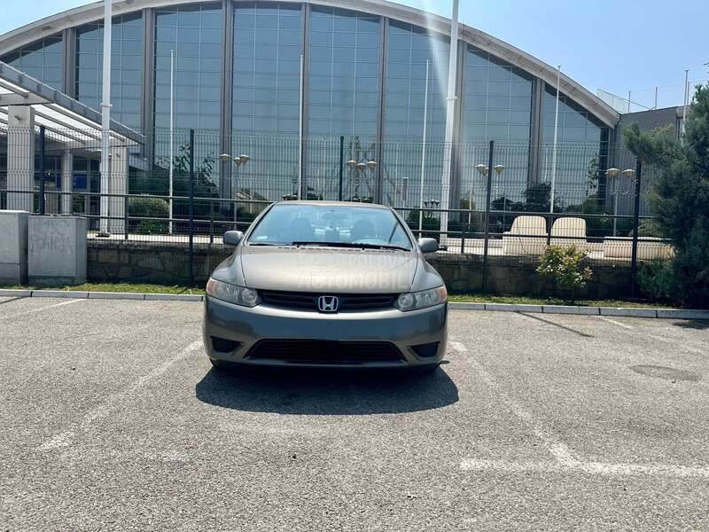 Honda Civic lx coupe 1,8