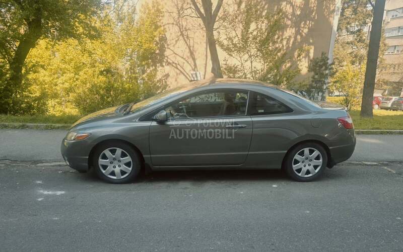 Honda Civic lx coupe 1,8