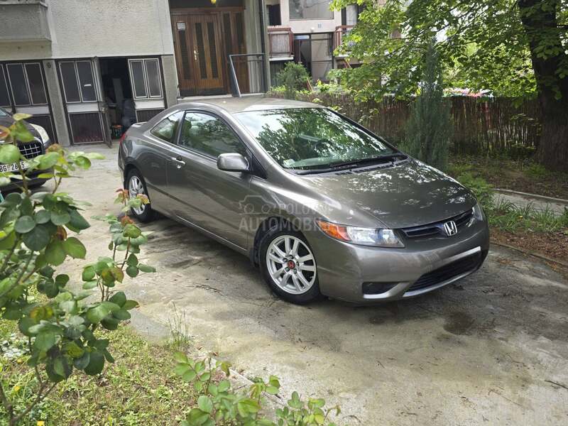 Honda Civic lx coupe 1,8