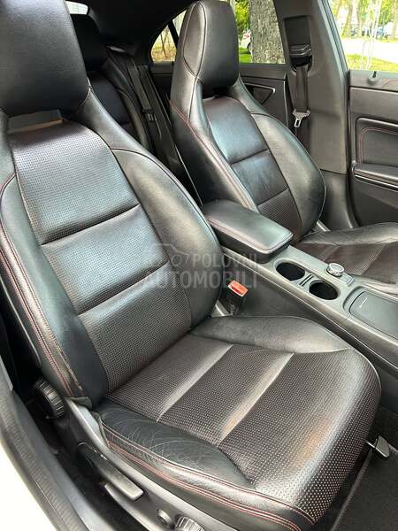 Mercedes Benz CLA 250 
