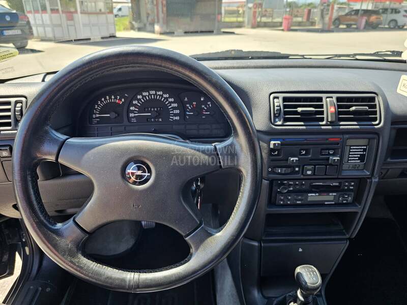 Opel Calibra 2.0 16v
