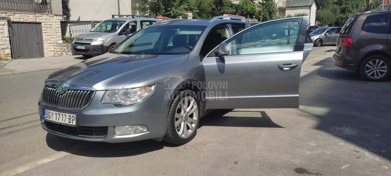 Škoda Superb 