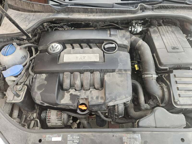 Volkswagen Golf 5 1.6 8v