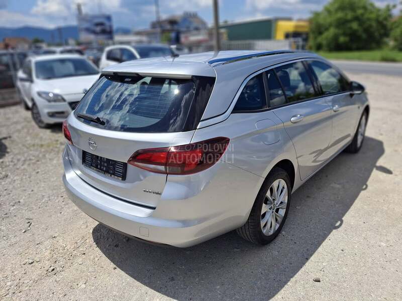 Opel Astra K 1.4 cng