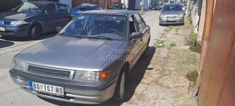 Mazda 323 sedan