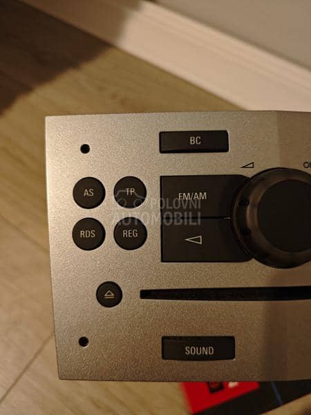 Radio CD30 MP3 i GID Displej