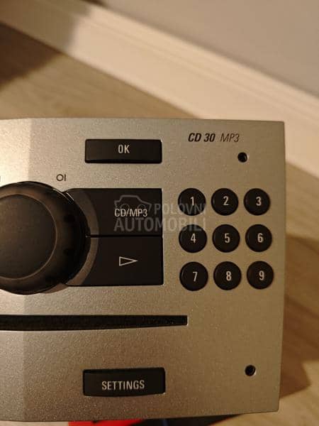 Radio CD30 MP3 i GID Displej