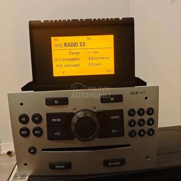 Radio CD30 MP3 i GID Displej