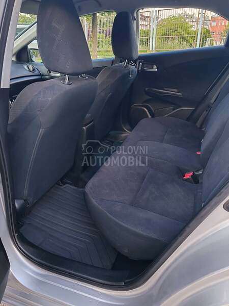 Honda Civic 1.4 5D COMFORT