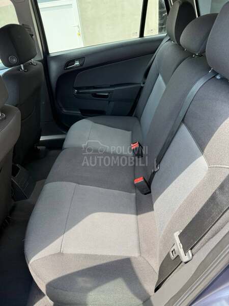 Opel Astra H 1.9CDTI ELEG KAONOV