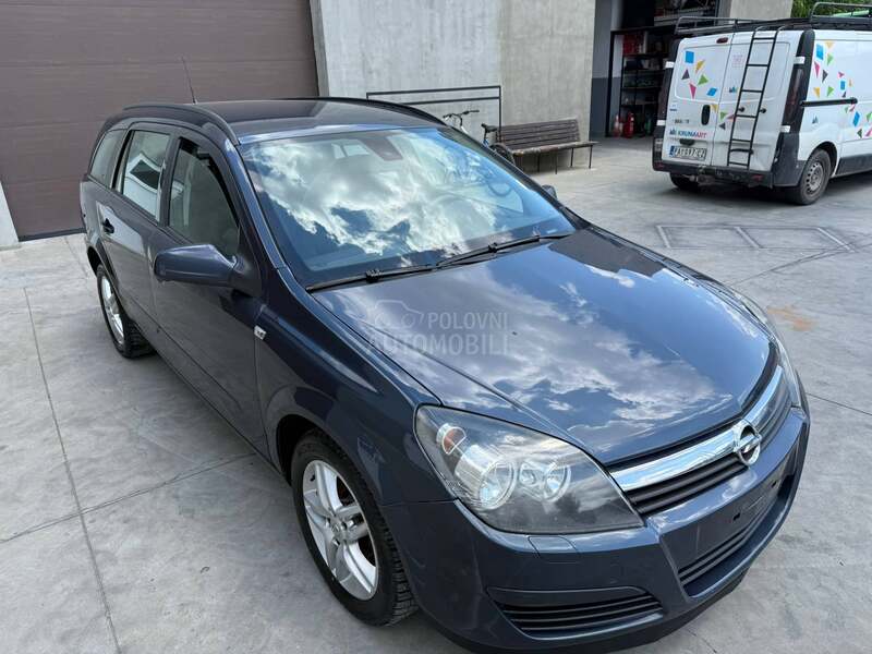 Opel Astra H 1.9CDTI ELEG KAONOV