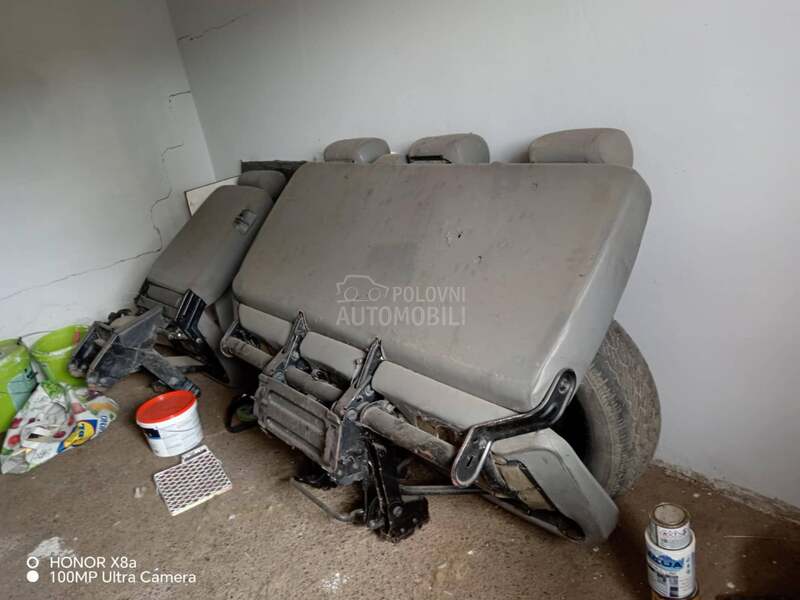 Volkswagen Transporter T5 1,9 tdi 77kw