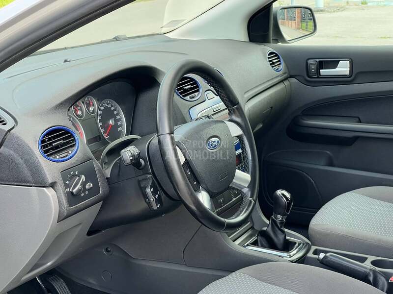 Ford Focus titanium