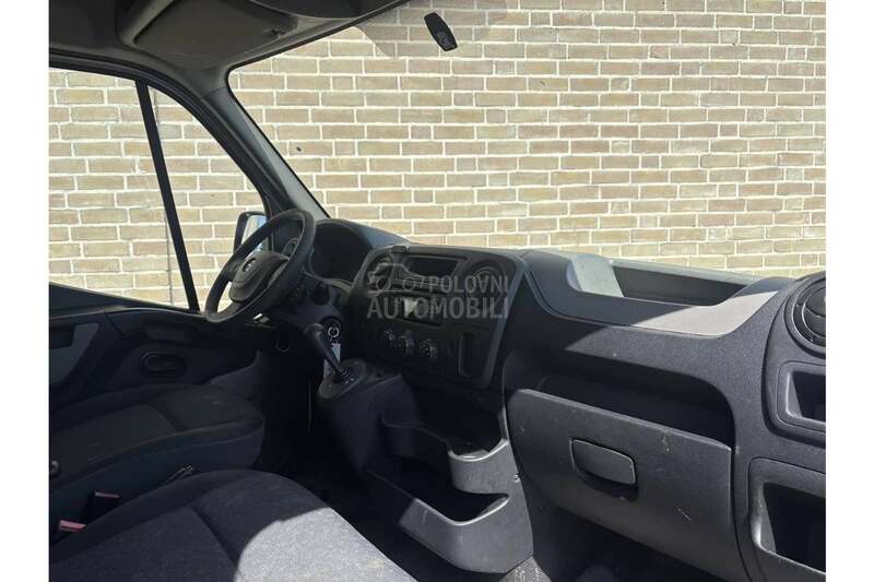 Opel Movano 