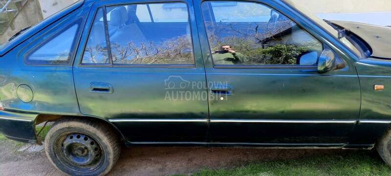 Daewoo Nexia 1.5