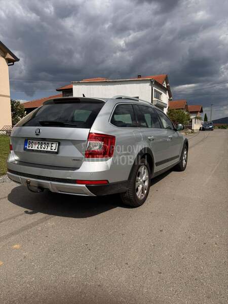 Škoda Octavia skaut
