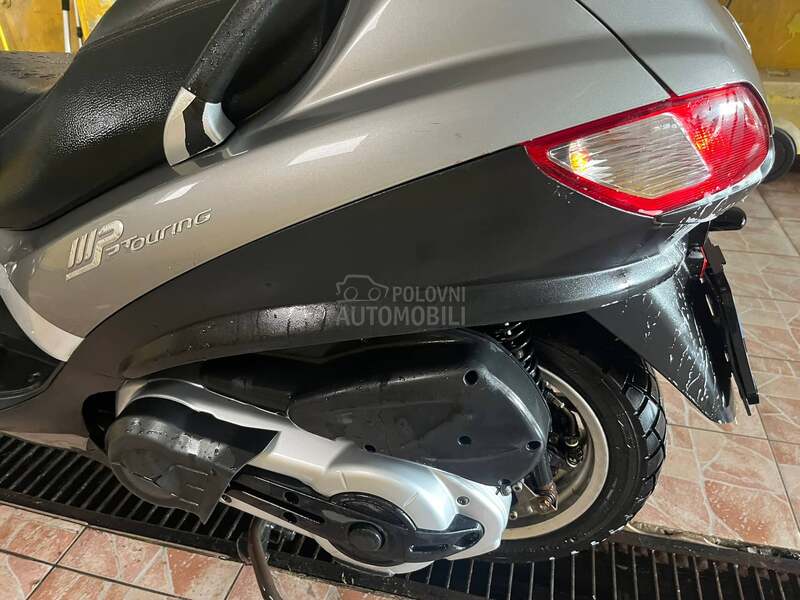 Piaggio mp3