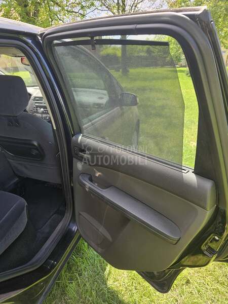 Ford C-Max Ghia