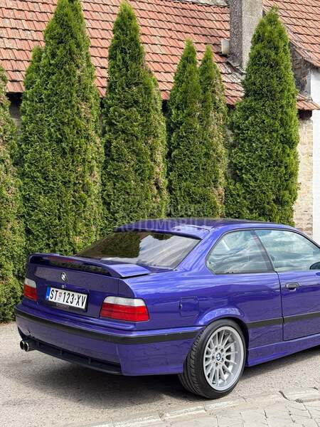 BMW 328 320i