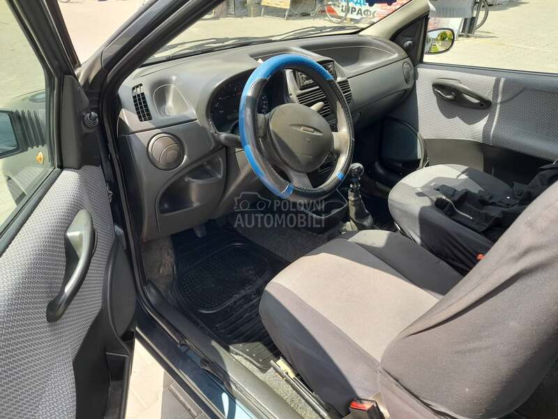 Fiat Punto 1.2 8v