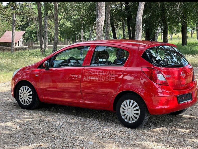 Opel Corsa D 1.0