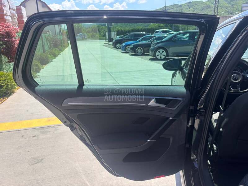 Volkswagen Golf 7 1.4TSI R-line Lounge