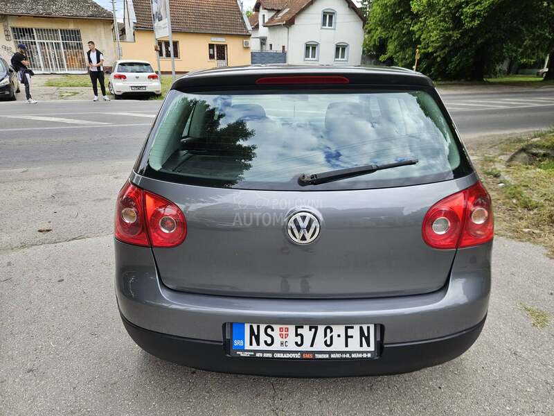 Volkswagen Golf 5 1.4 LUTKICAA