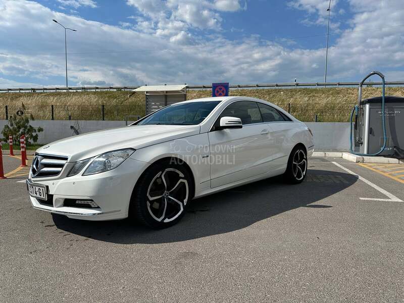 Mercedes Benz E 200 E200 CGI