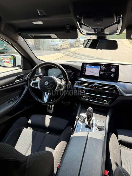 BMW 530 XD MH BLACK