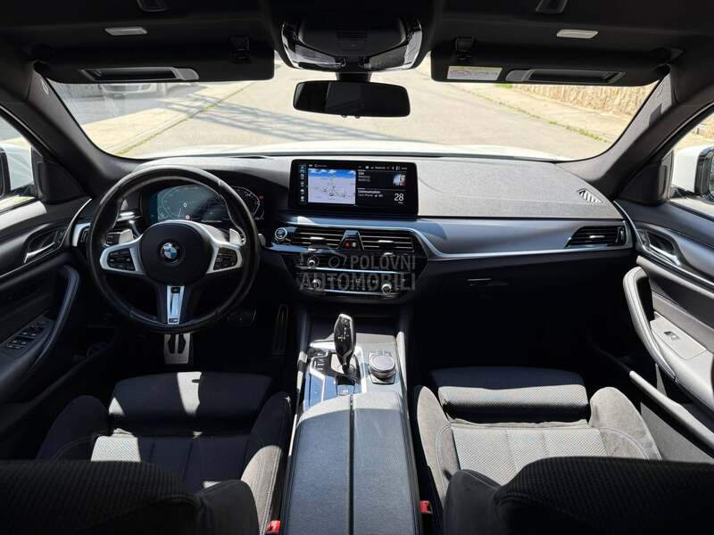 BMW 530 XD MH BLACK