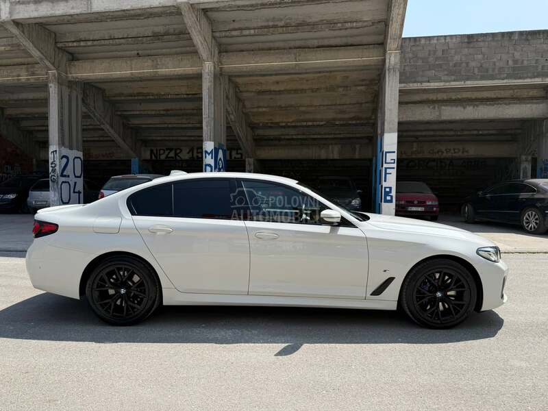 BMW 530 XD MH BLACK