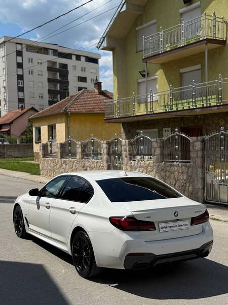 BMW 530 XD MH BLACK