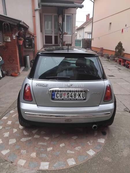 MINI Cooper 