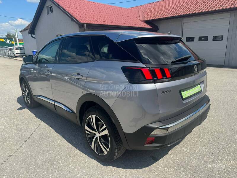Peugeot 3008 1.5 hdi ALLURE
