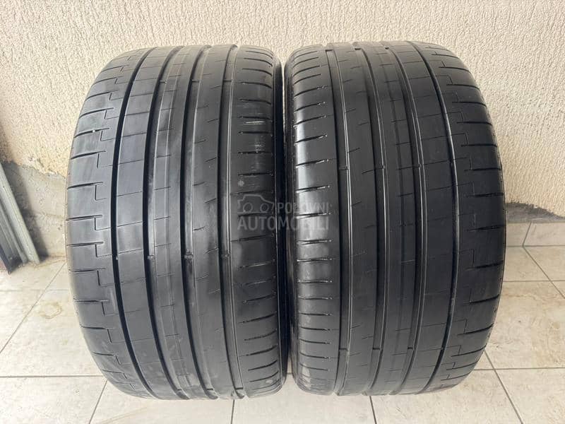 Pirelli 325/35 R22 Letnja