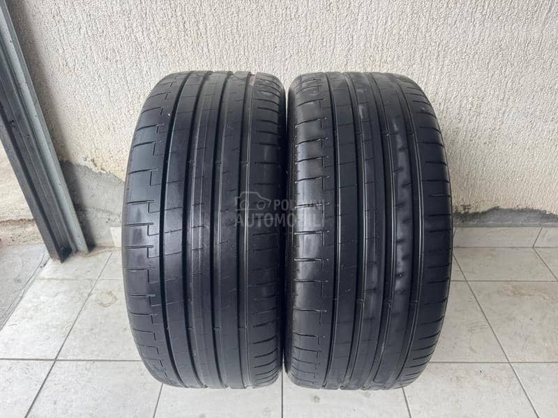 Pirelli 325/35 R22 Letnja