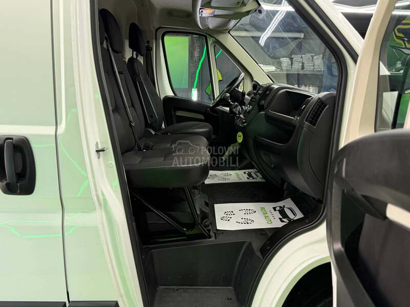 Peugeot Boxer 2.2HDI/fabričko stanje