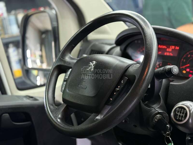 Peugeot Boxer 2.2HDI/fabričko stanje
