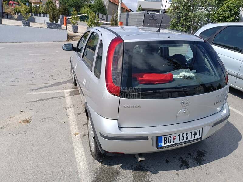 Opel Corsa C 1.2 easytronic
