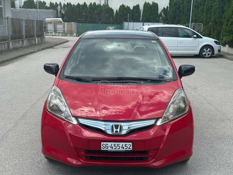 Honda Jazz 1.3 matik.hybrid